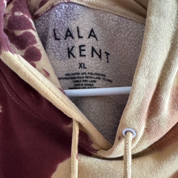 Send It To Darrell Hoodie - Picture 5 of 10